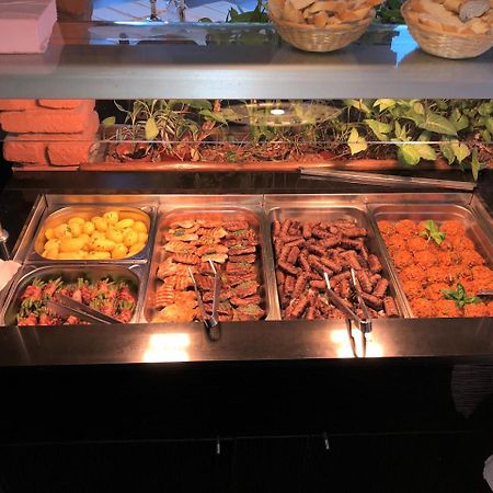 Hotel Restaurant Balkan Trier Kültér fotó
